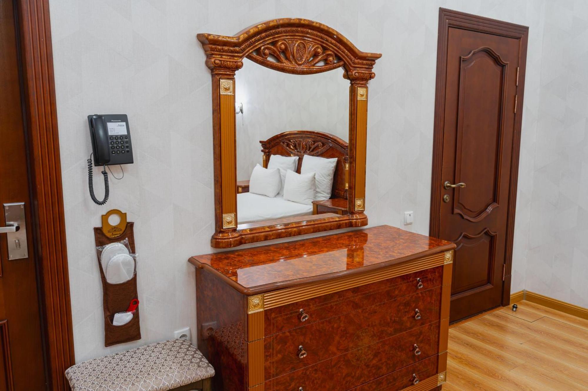 Altair Hotel Chimkent Extérieur photo