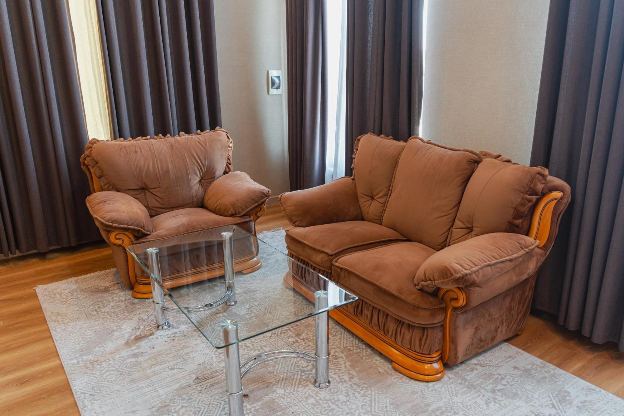 Altair Hotel Chimkent Extérieur photo