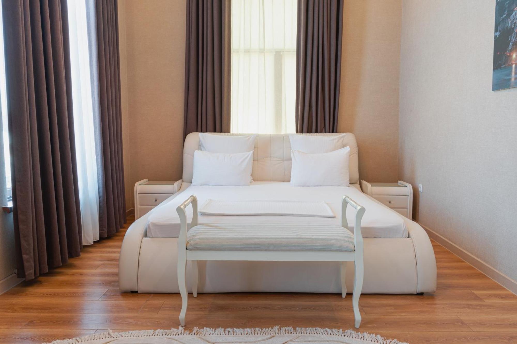 Altair Hotel Chimkent Extérieur photo