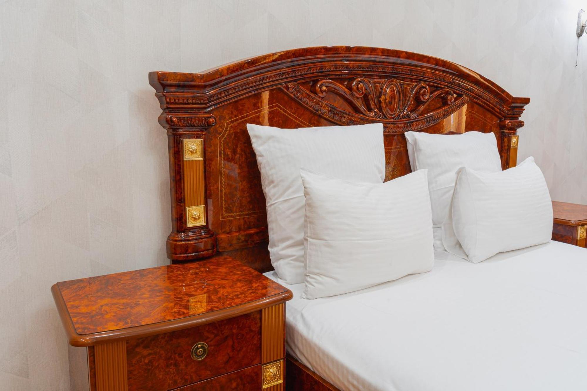 Altair Hotel Chimkent Extérieur photo