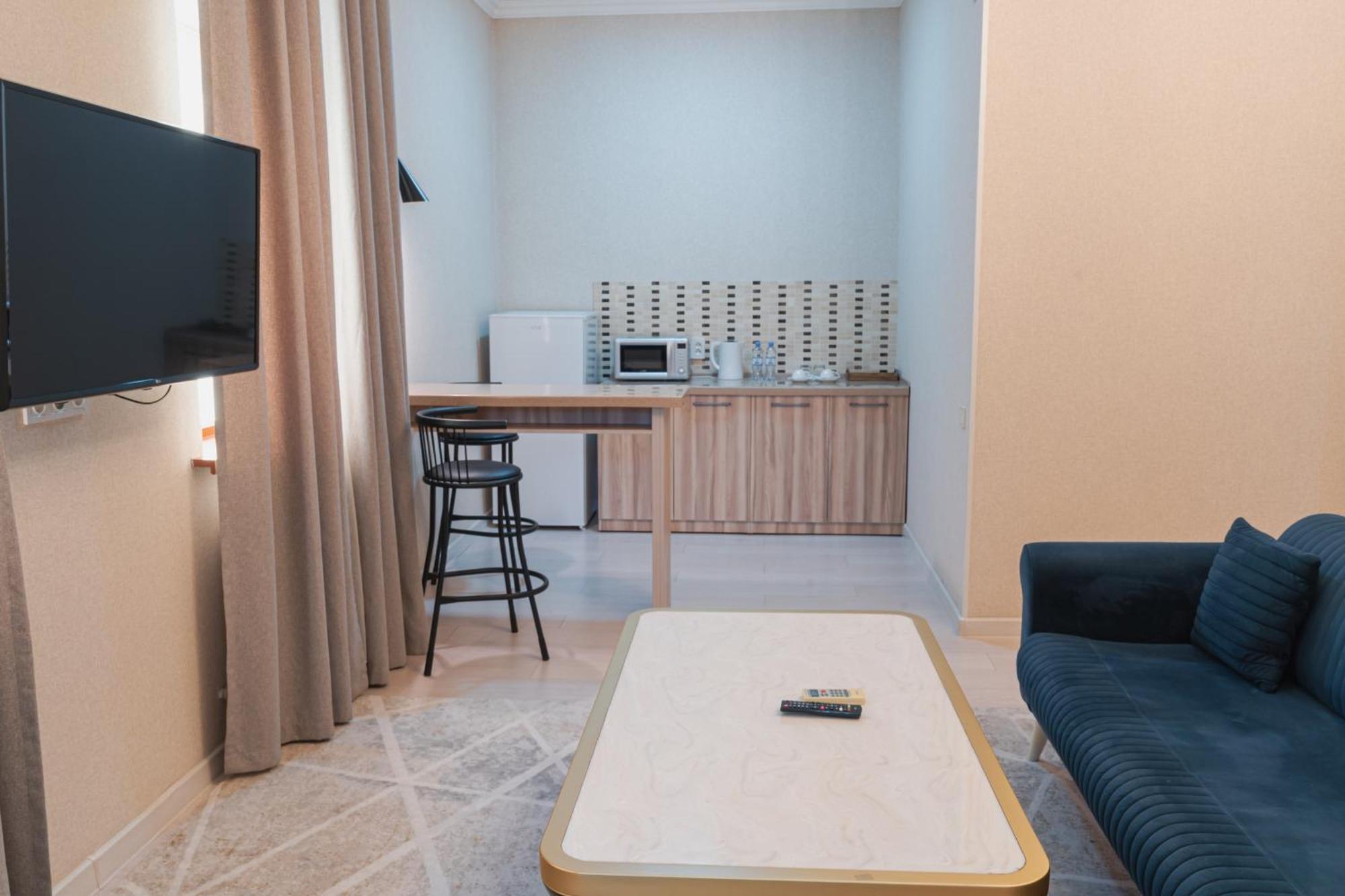 Altair Hotel Chimkent Extérieur photo