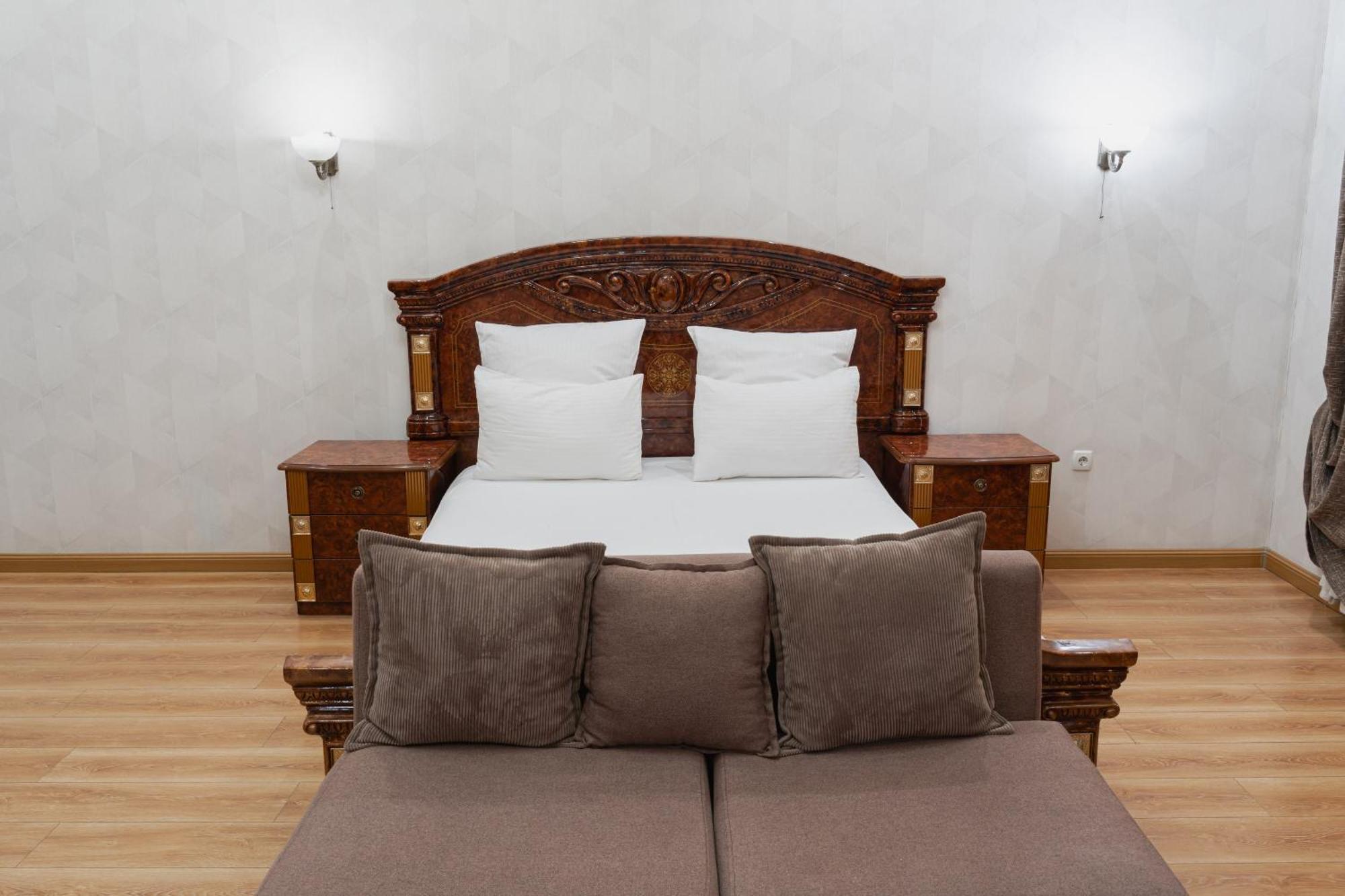 Altair Hotel Chimkent Extérieur photo
